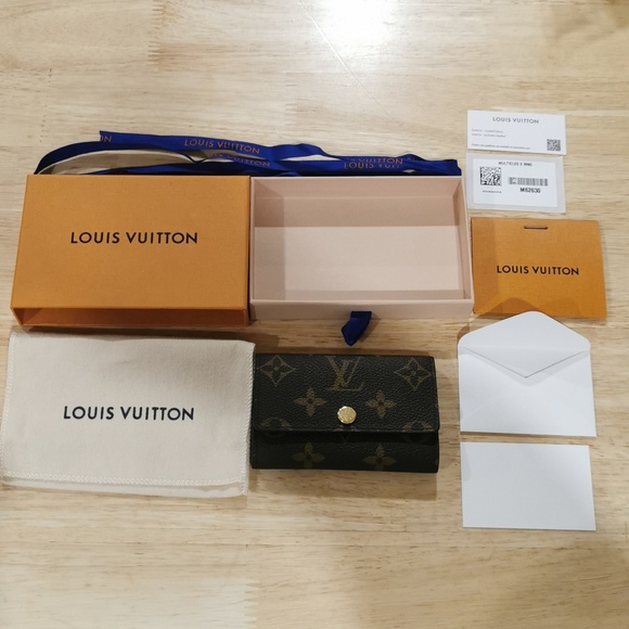 Louis Vuitton 6 key ring holder in Monogram - Picture 5 of 5